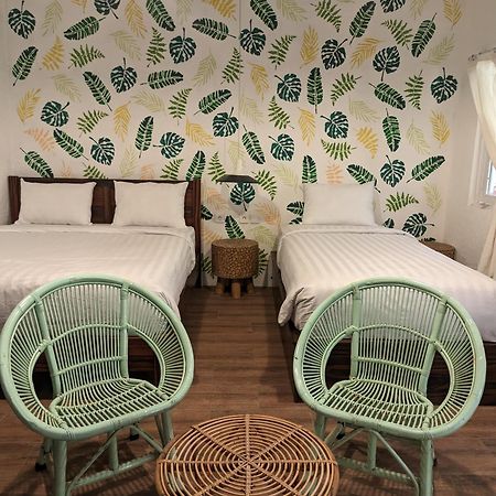 Inn House Homestay Dadapan エクステリア 写真